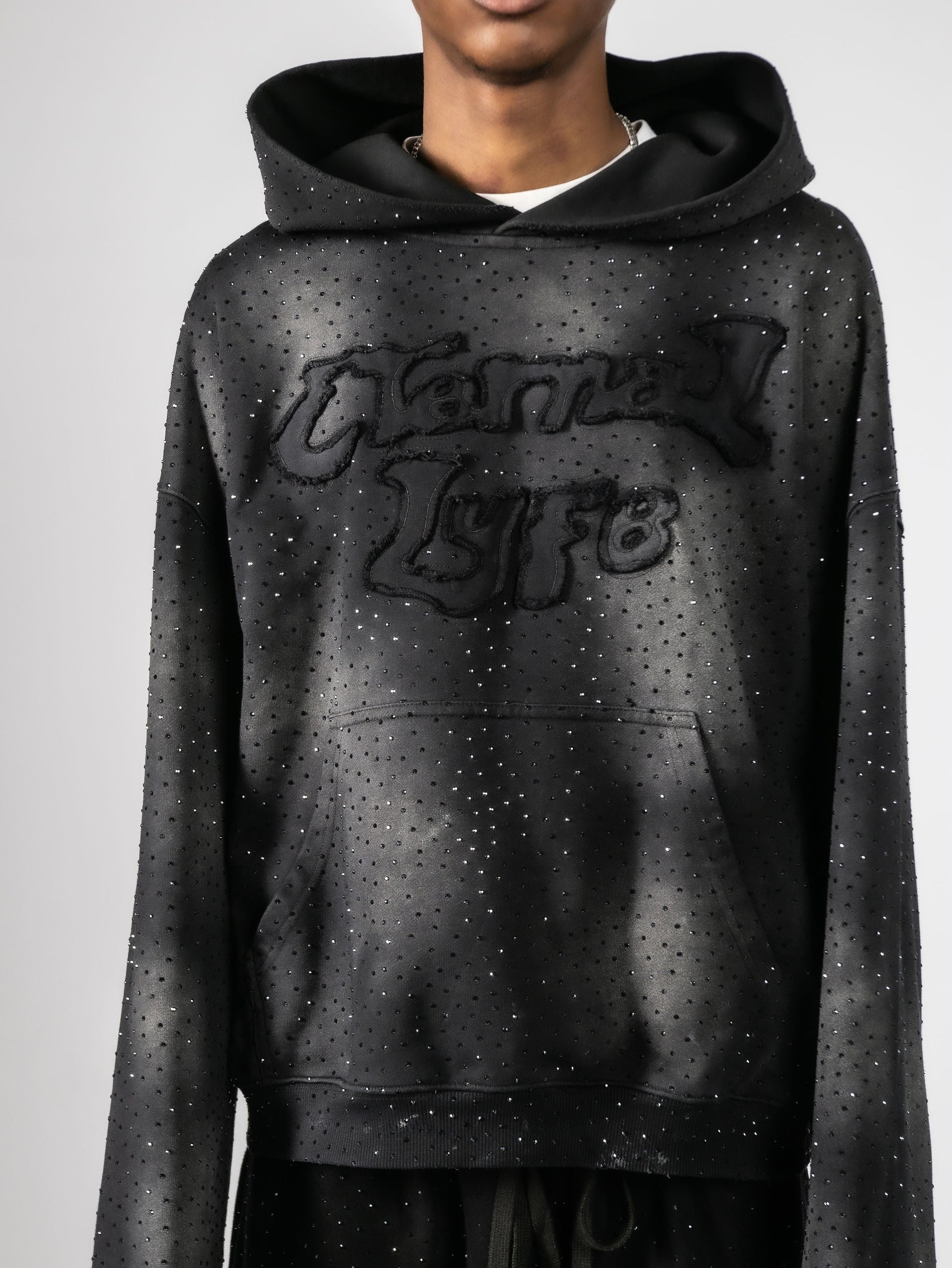 ETERNAL LYFE RHINESTONE HOODIE [NOIR]